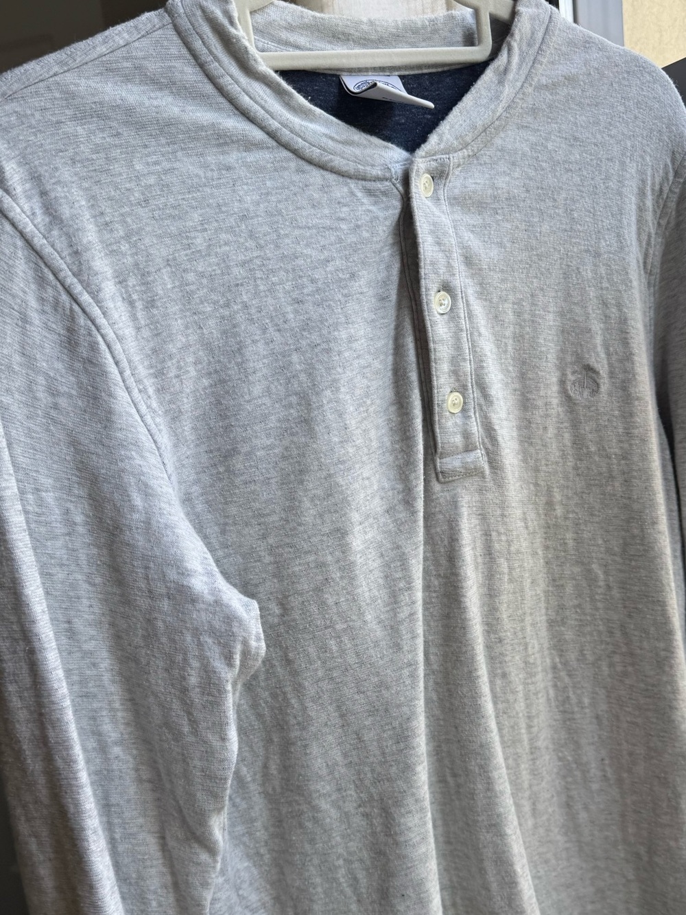 Brooks Brothers Men's Light Gray Henley Long Sleeve Shirt